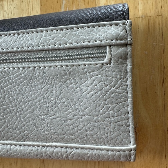 GUESS grey wallet - Picture 7 of 12